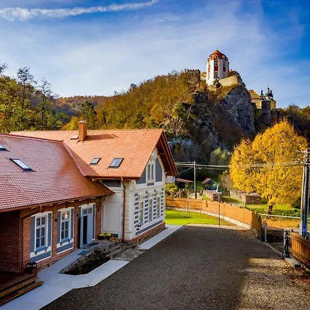 Konukevi Benatky 214