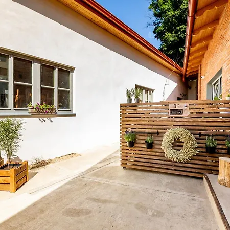 Benatky 214 Πανσιόν Vranov nad Dyjí